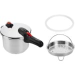 Zu sehen ist AZ Produktbild 1 zu folgenden Produkt: Amazon Basics Schnellkochtopf 6l aus Edelstahl