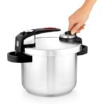 Zu sehen ist AZ Produktbild 3 zu folgenden Produkt: BRA Tekna Schnellkochtopf-Set