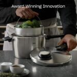 Zu sehen ist AZ Produktbild 2 zu folgenden Produkt: Fissler Vitavit Premium / Schnellkochtopf-Set, 5-teilig (6l - Ø 22 cm & Schnellbratpfanne 3,5l - Ø 22 cm) inkl. Metall-Deckel, Glas-Deckel, Einsatz - Induktion