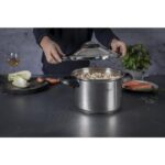 Zu sehen ist AZ Produktbild 2 zu folgenden Produkt: KUHN RIKON 3762 Duromatic Top Seitengriffmodell Schnellkochtopf