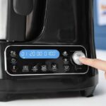 Zu sehen ist AZ Produktbild 4 zu folgenden Produkt: Moulinex HF4568 Clickchef