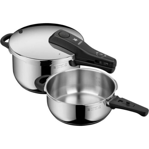 Zu sehen ist AZ Produktbild 1 zu folgenden Produkt: WMF Perfect Schnellkochtopf Set Induktion 2-teilig, Dampfkochtopf 4,5l + 3l