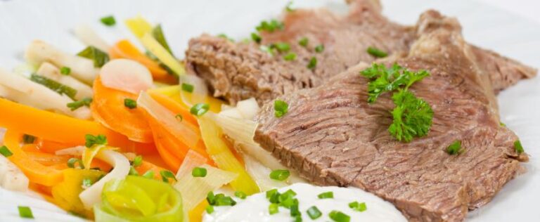 Zu sehen ist Bild 1 zum Rezept mit dem Thema: Tafelspitz im Schnellkochtopf – Ein Klassiker schnell und lecker zubereitet