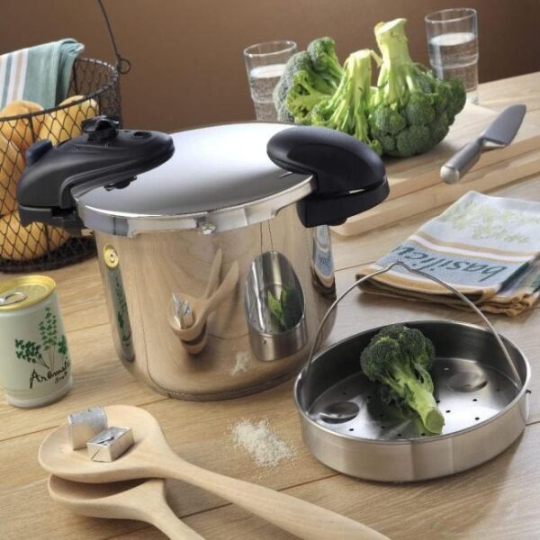 Zu sehen ist AZ Produktbild 2 zu folgenden Produkt: Kitchen Move ILLICO Schnellkochtopf
